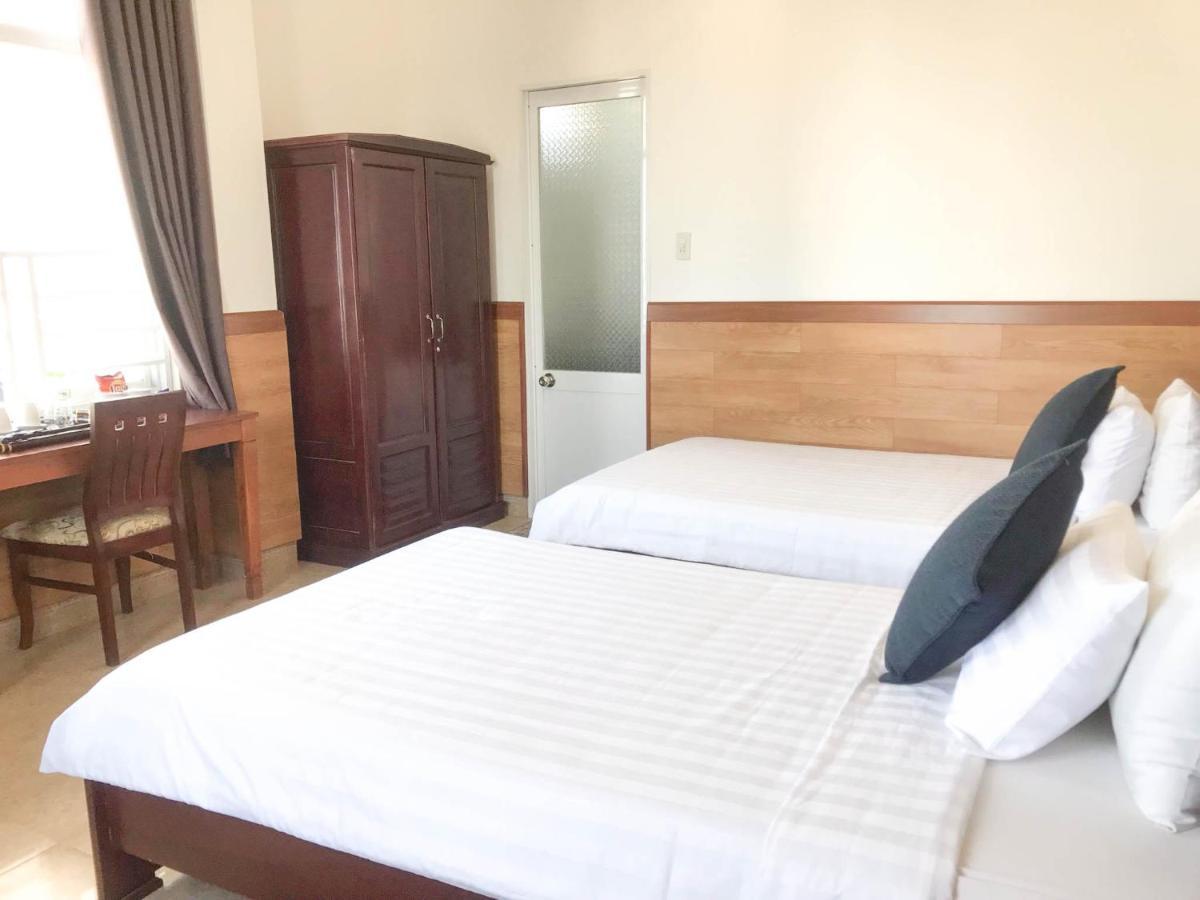 La Cactus Hotel 1 กวีเญิน ภายนอก รูปภาพ