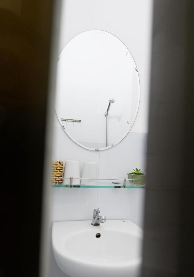 La Cactus Hotel 1 กวีเญิน ภายนอก รูปภาพ